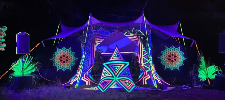 DJ Stage Design & Decor Options